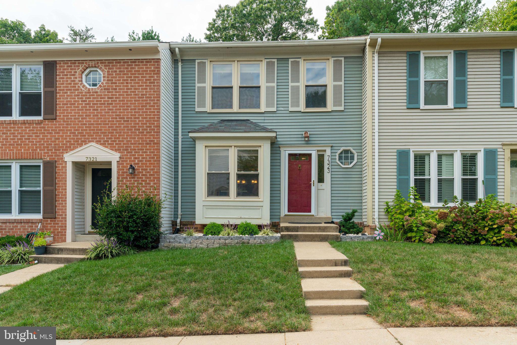 7323 Stream Way Springfield, VA 22152 - Photo 3 of 49 Gallery Image 3