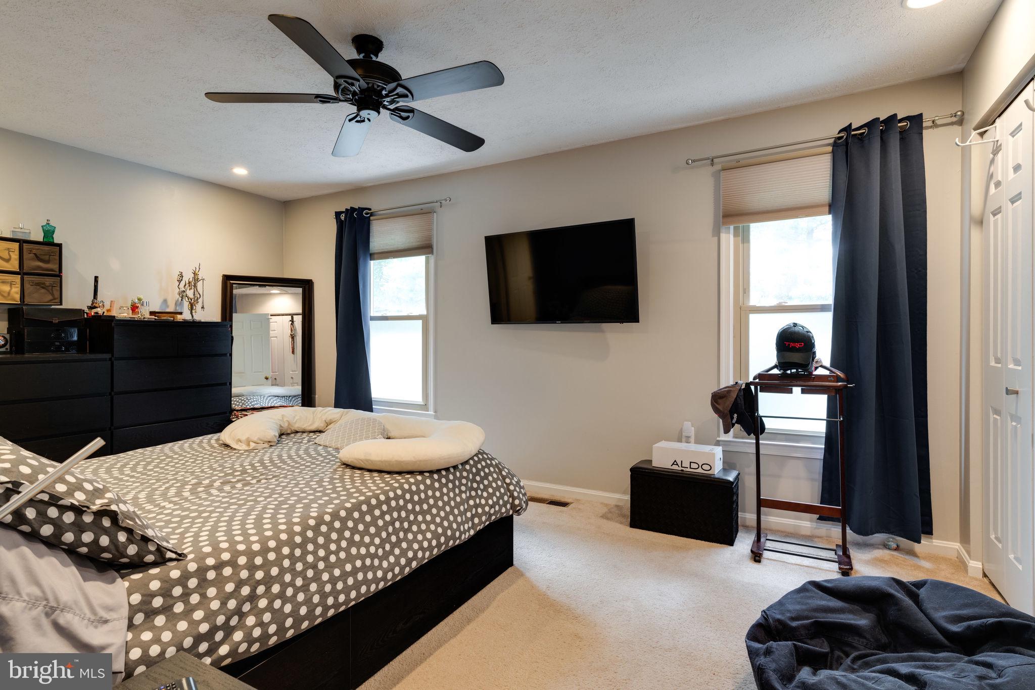 7323 Stream Way Springfield, VA 22152 - Photo 24 of 49 Gallery Image 24