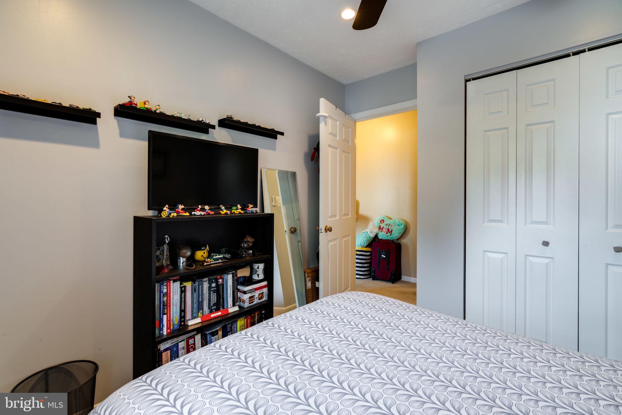 7323 Stream Way Springfield, VA 22152 - Photo 30 of 49 Gallery Image 30