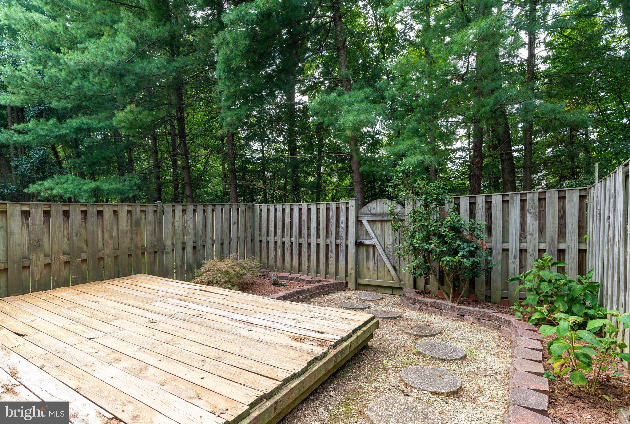 7323 Stream Way Springfield, VA 22152 - Photo 43 of 49 Gallery Image 43