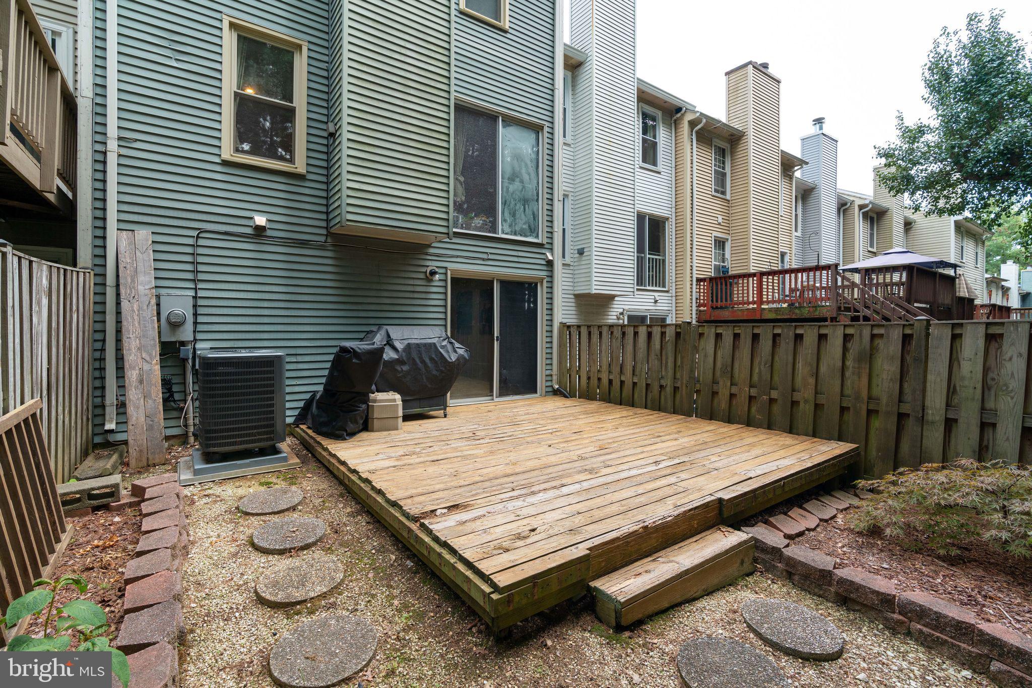 7323 Stream Way Springfield, VA 22152 - Photo 44 of 49 Gallery Image 44