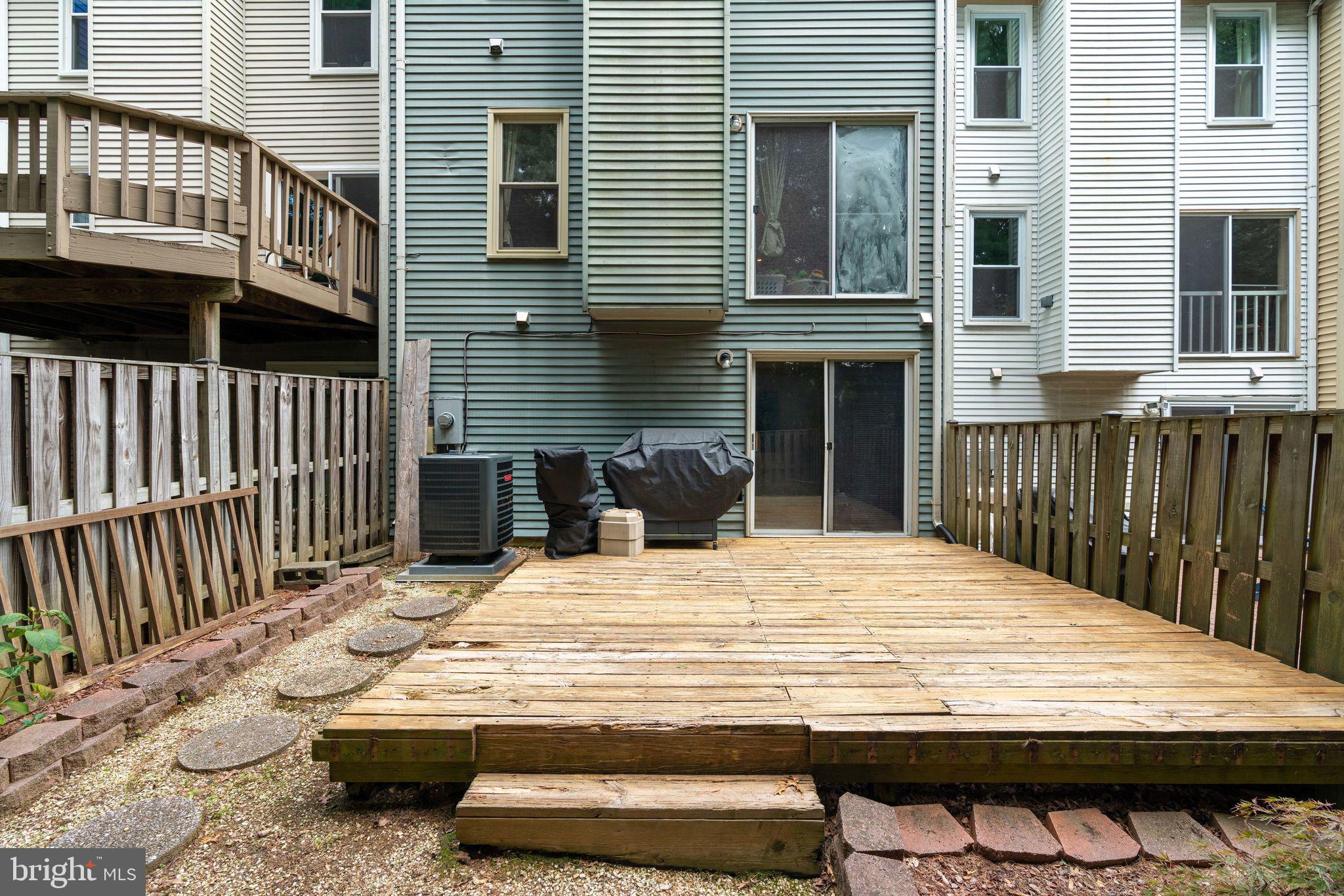 7323 Stream Way Springfield, VA 22152 - Photo 45 of 49 Gallery Image 45