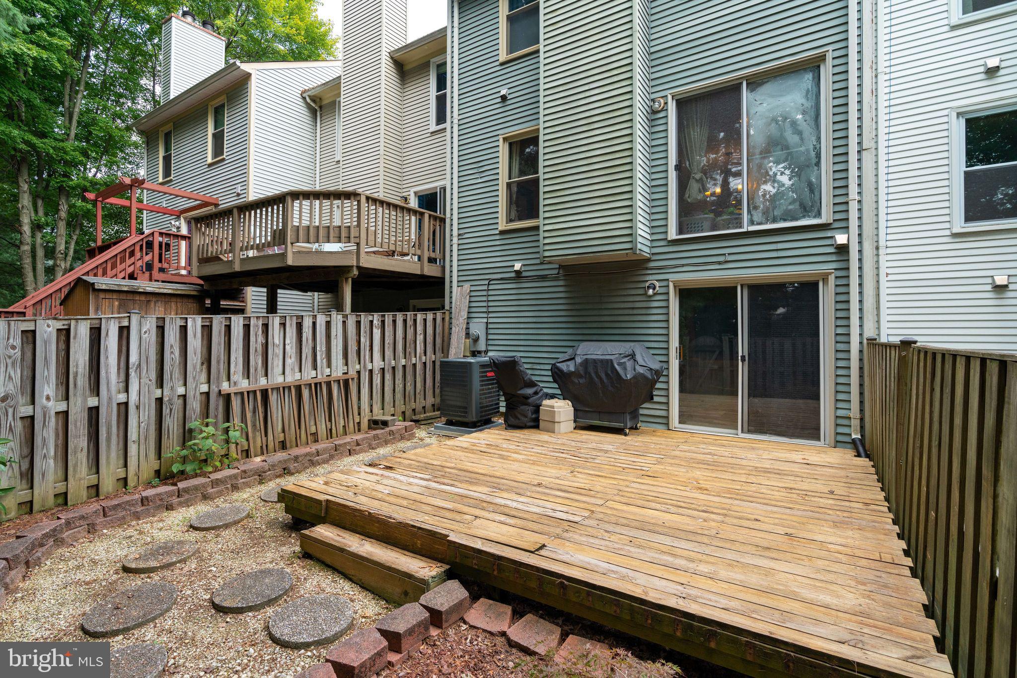 7323 Stream Way Springfield, VA 22152 - Photo 46 of 49 Gallery Image 46