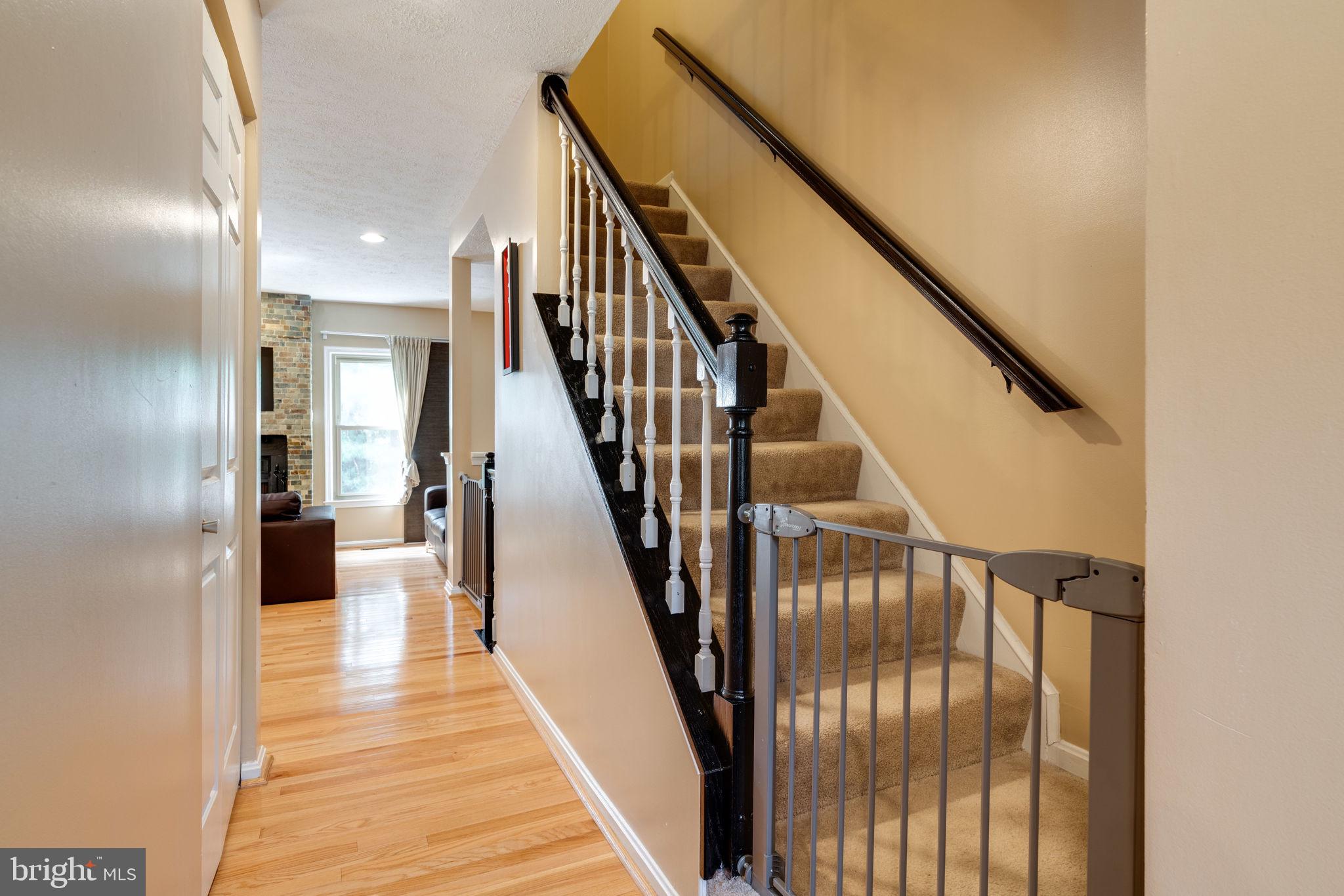 7323 Stream Way Springfield, VA 22152 - Photo 6 of 49 Gallery Image 6