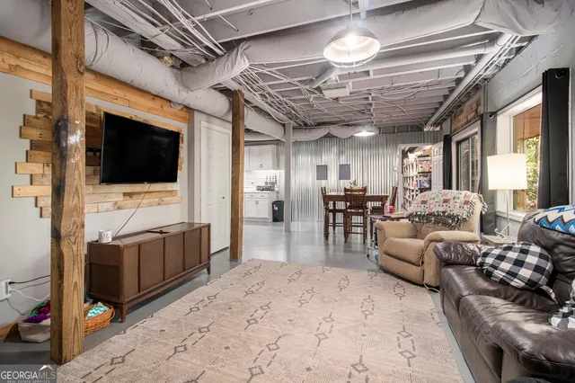 $640,000 | 262 Jackson Shoals Road, Franklin, GA 30217