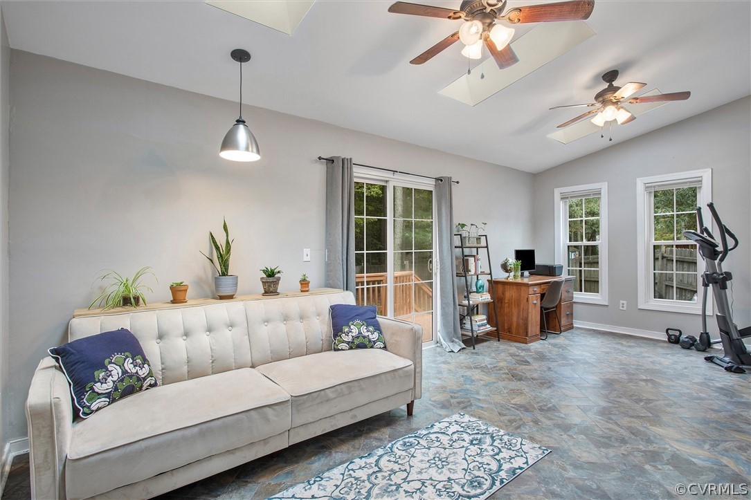 5025 Gention Road Chesterfield, VA 23832 - Photo 19 of 31 Sun room has tons of possibilities.