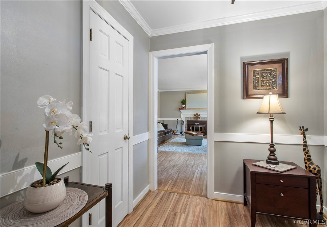 5025 Gention Road Chesterfield, VA 23832 - Photo 6 of 31 Foyer leads to spacious family room.