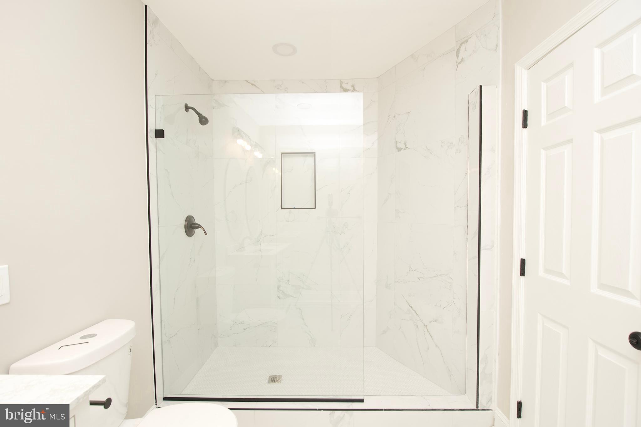 2208 Mt Royal Terrace Baltimore, MD 21217 - Photo 25 of 39 Primary Bath 2nd View