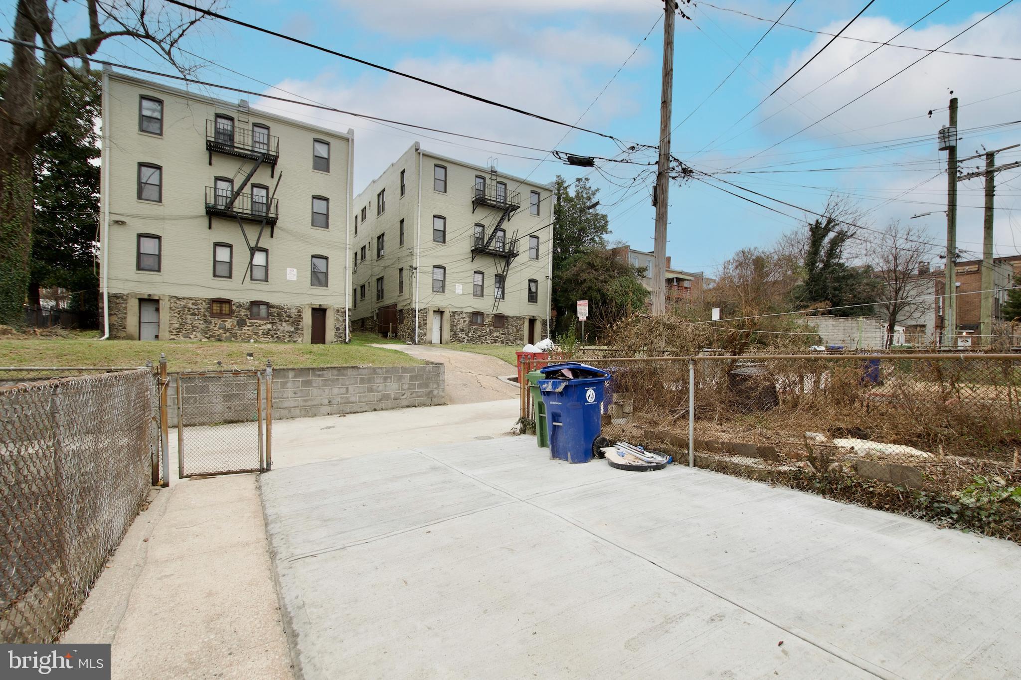 2208 Mt Royal Terrace Baltimore, MD 21217 - Photo 34 of 39 Off Street Parking