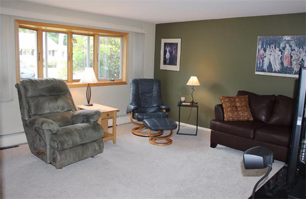 14 Robinson Road Beverly, MA 01915 - Photo 7 of 19