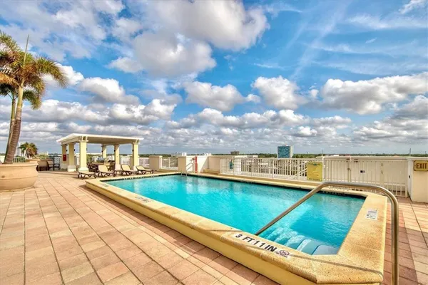 $3,500 | 628 Cleveland Street, Unit 1310, Clearwater, FL 33755