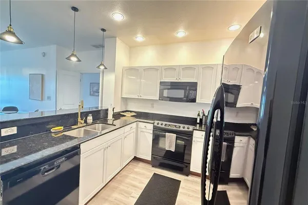 $3,500 | 628 Cleveland Street, Unit 1310, Clearwater, FL 33755