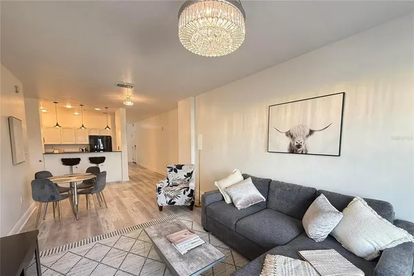 $3,500 | 628 Cleveland Street, Unit 1310, Clearwater, FL 33755