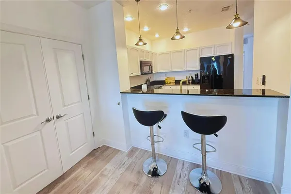 $3,500 | 628 Cleveland Street, Unit 1310, Clearwater, FL 33755