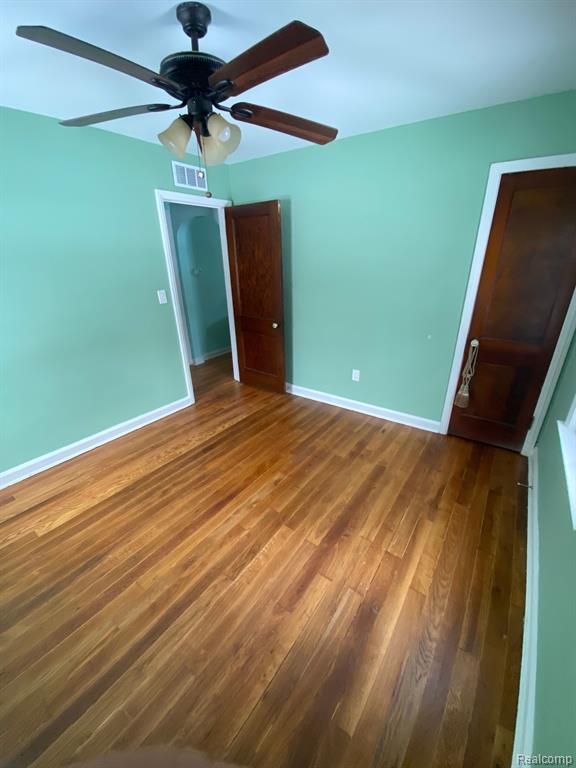 21128 Evergreen Road Southfield, MI 48075 - Photo 10 of 32
