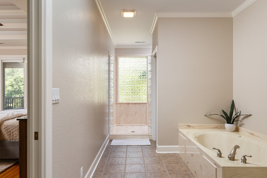 176 Ridgewood Drive Muscle Shoals, AL 35661 - Photo 18 of 43