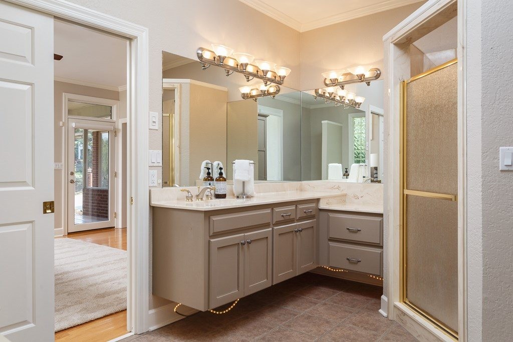 176 Ridgewood Drive Muscle Shoals, AL 35661 - Photo 25 of 43