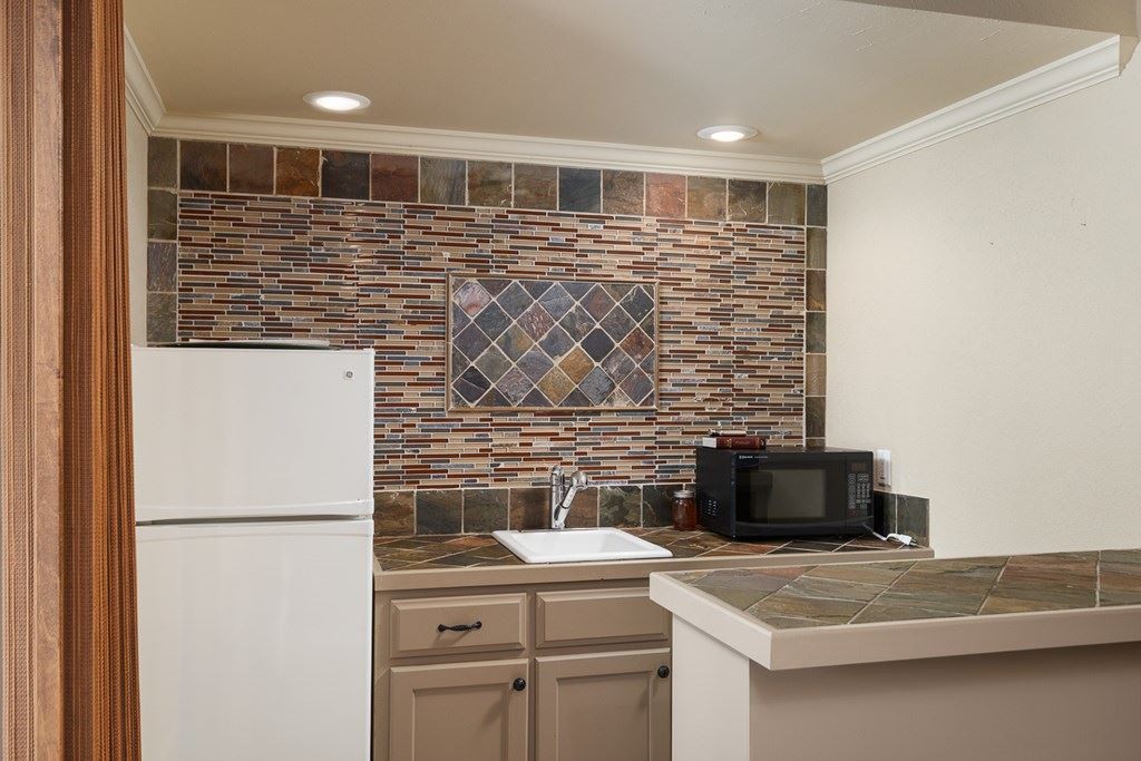 176 Ridgewood Drive Muscle Shoals, AL 35661 - Photo 32 of 43