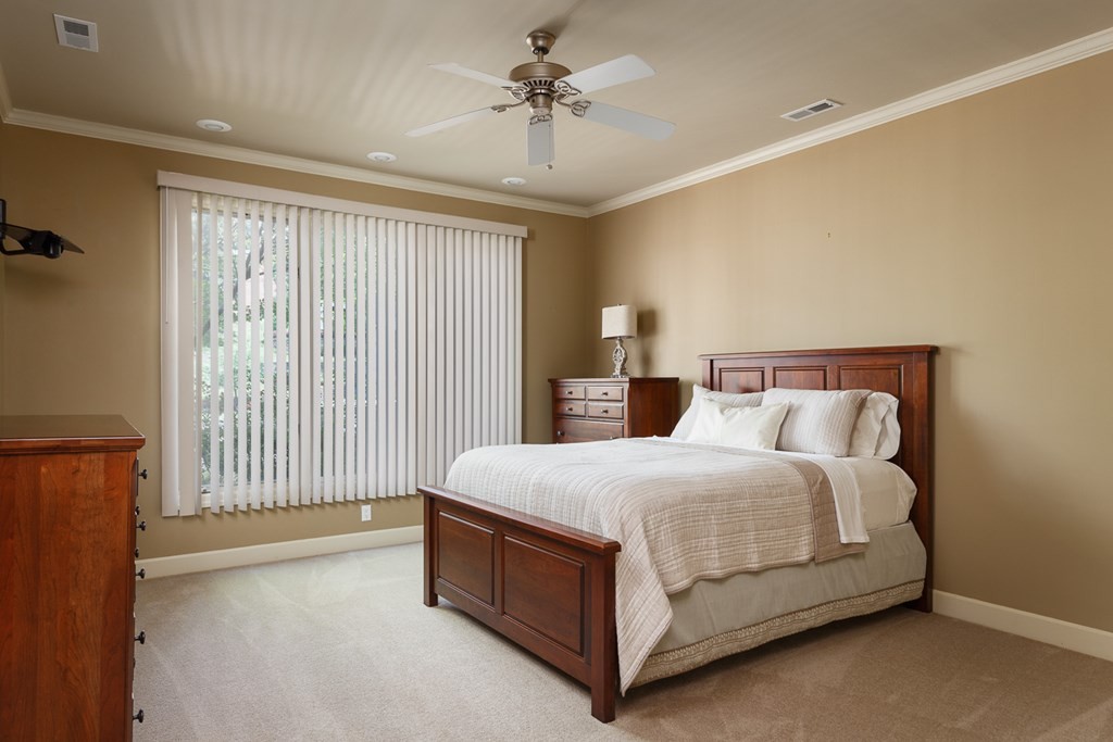 176 Ridgewood Drive Muscle Shoals, AL 35661 - Photo 33 of 43