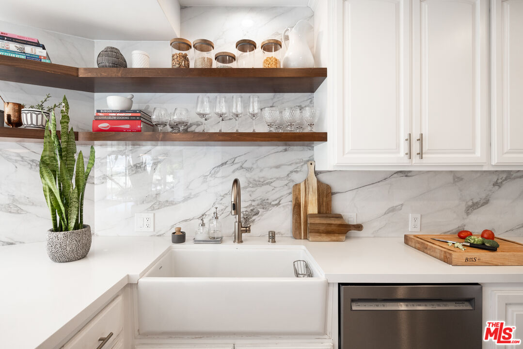 1939 Devon Road Pasadena, CA 91103 - Photo 11 of 32