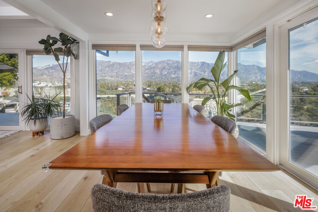 1939 Devon Road Pasadena, CA 91103 - Photo 24 of 32