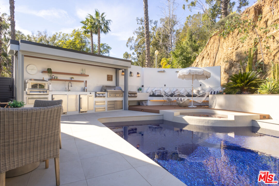 1939 Devon Road Pasadena, CA 91103 - Photo 25 of 32