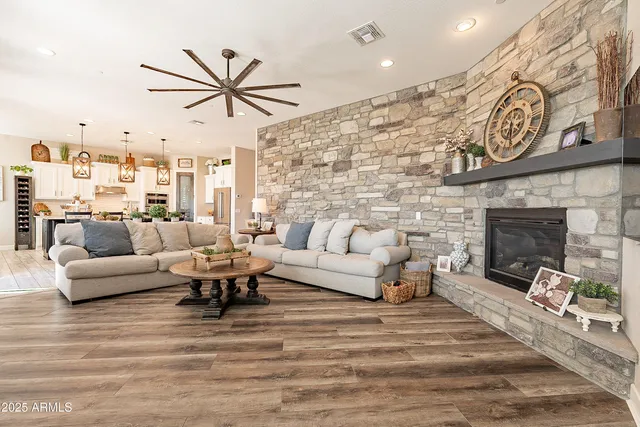 $974,990 | 9127 East Lynwood Street, Mesa, AZ 85207