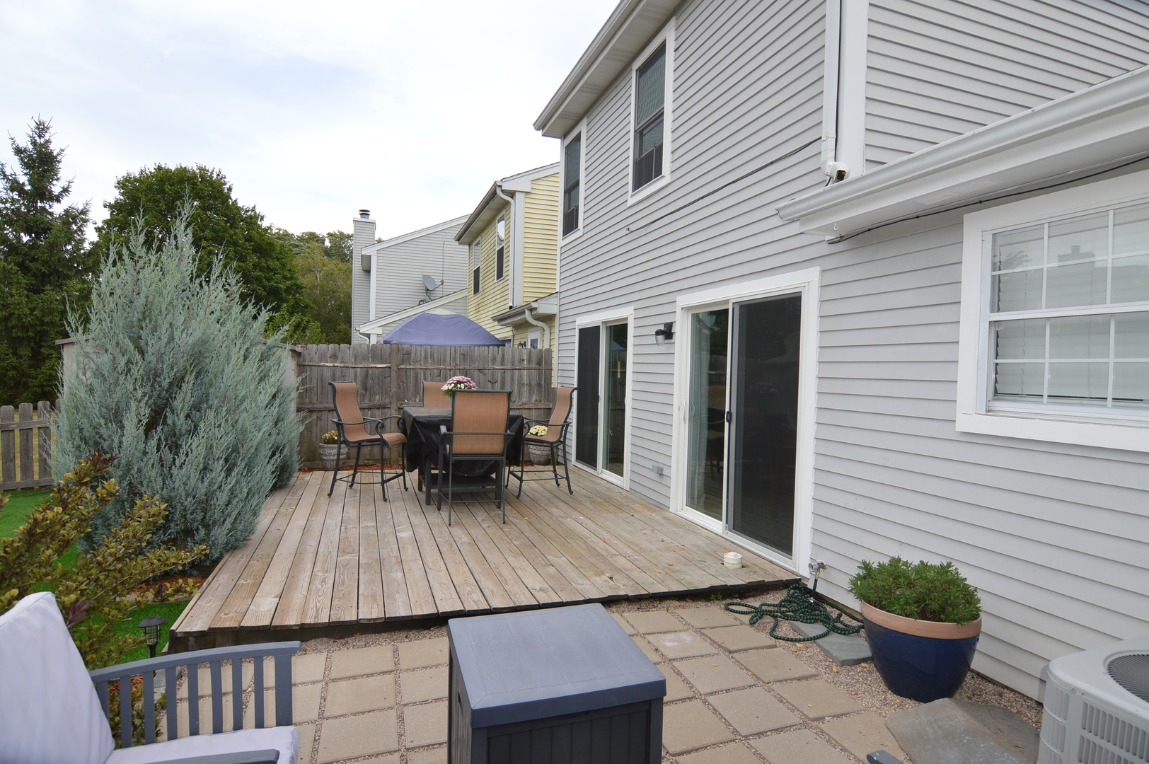 730 Nantucket Way Island Lake, IL 60042 - Photo 3 of 29 a view of house with seating space