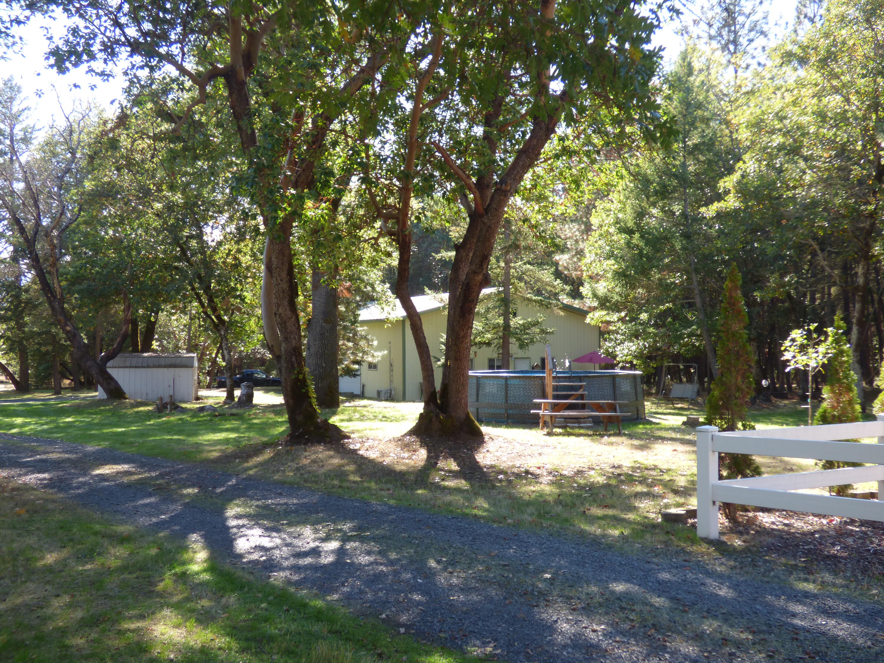 347 Kubli Road Grants Pass, OR 97527 - Photo 39 of 62 347 Kubli - Country Living