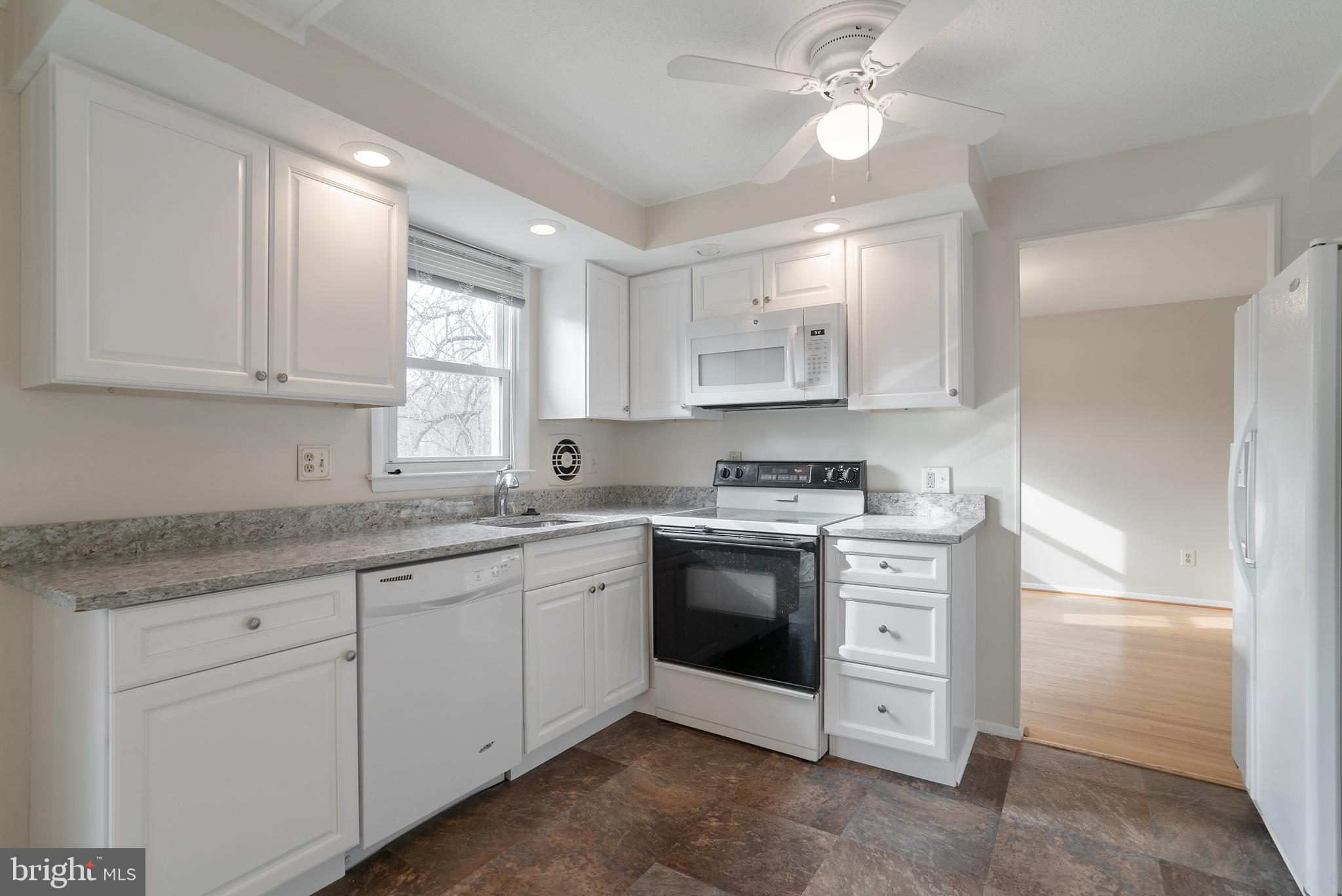 9500 Gunview Road Baltimore, MD 21236 - Photo 27 of 42