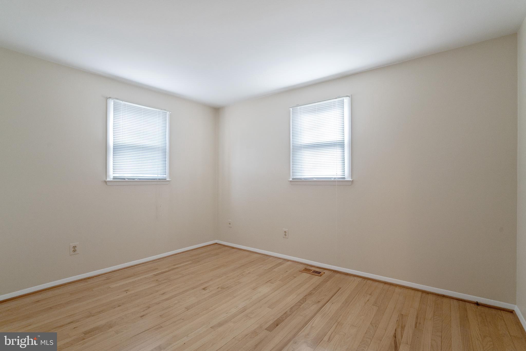 9500 Gunview Road Baltimore, MD 21236 - Photo 32 of 42