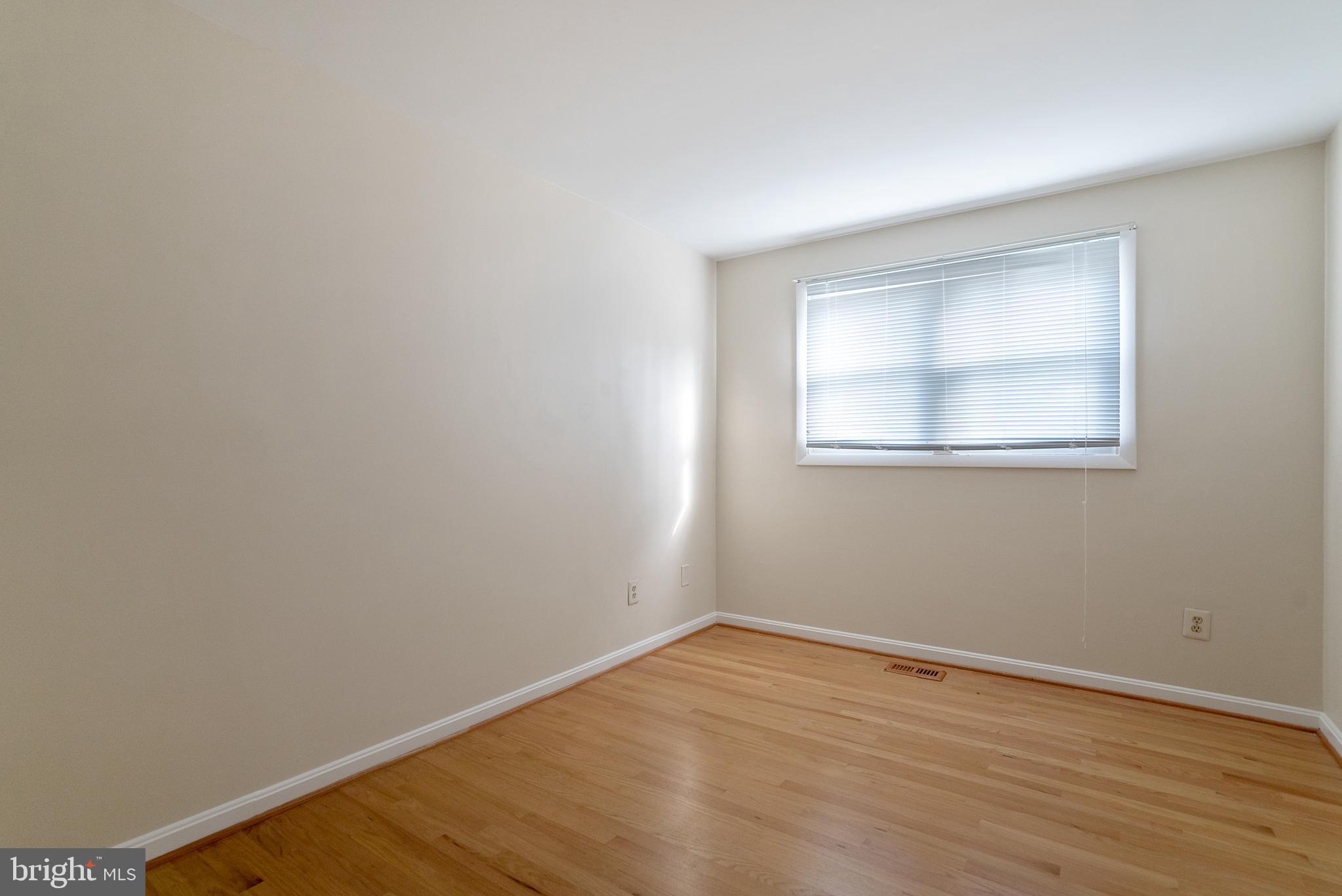9500 Gunview Road Baltimore, MD 21236 - Photo 34 of 42