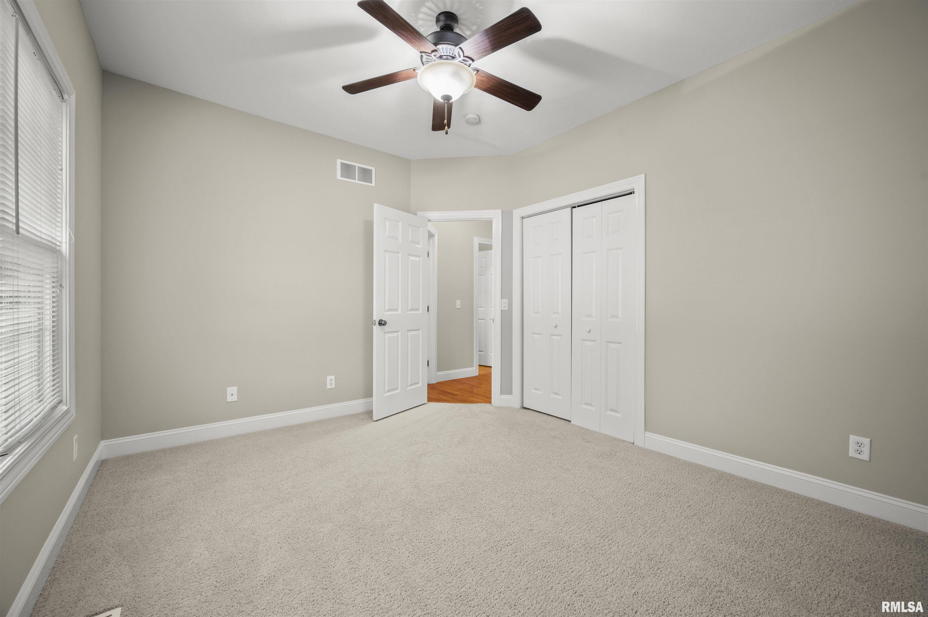 2139 West Geneva Road Peoria, IL 61615 - Photo 21 of 33 Gallery Image 21