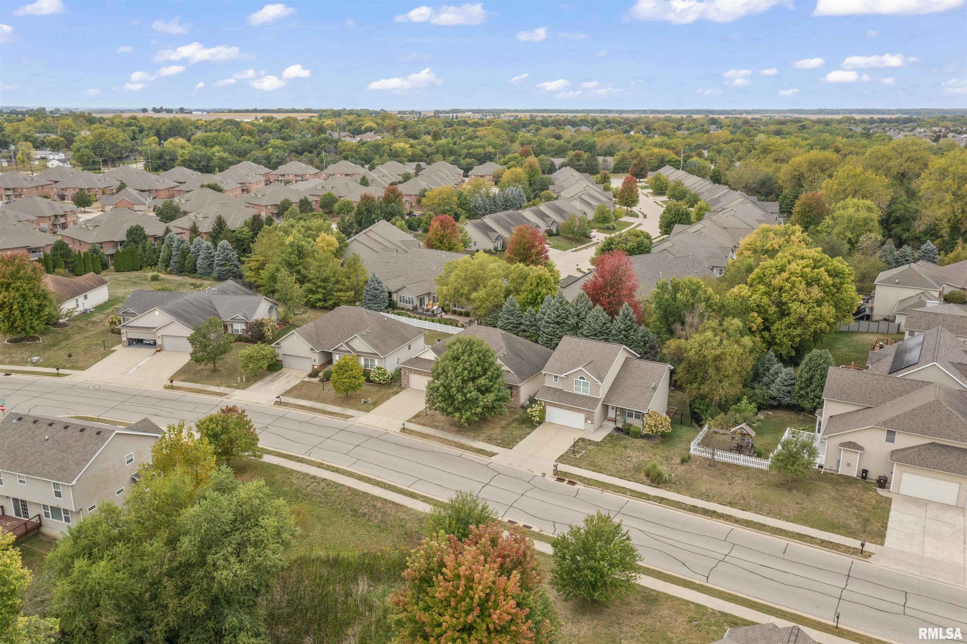 2139 West Geneva Road Peoria, IL 61615 - Photo 29 of 33 Gallery Image 29