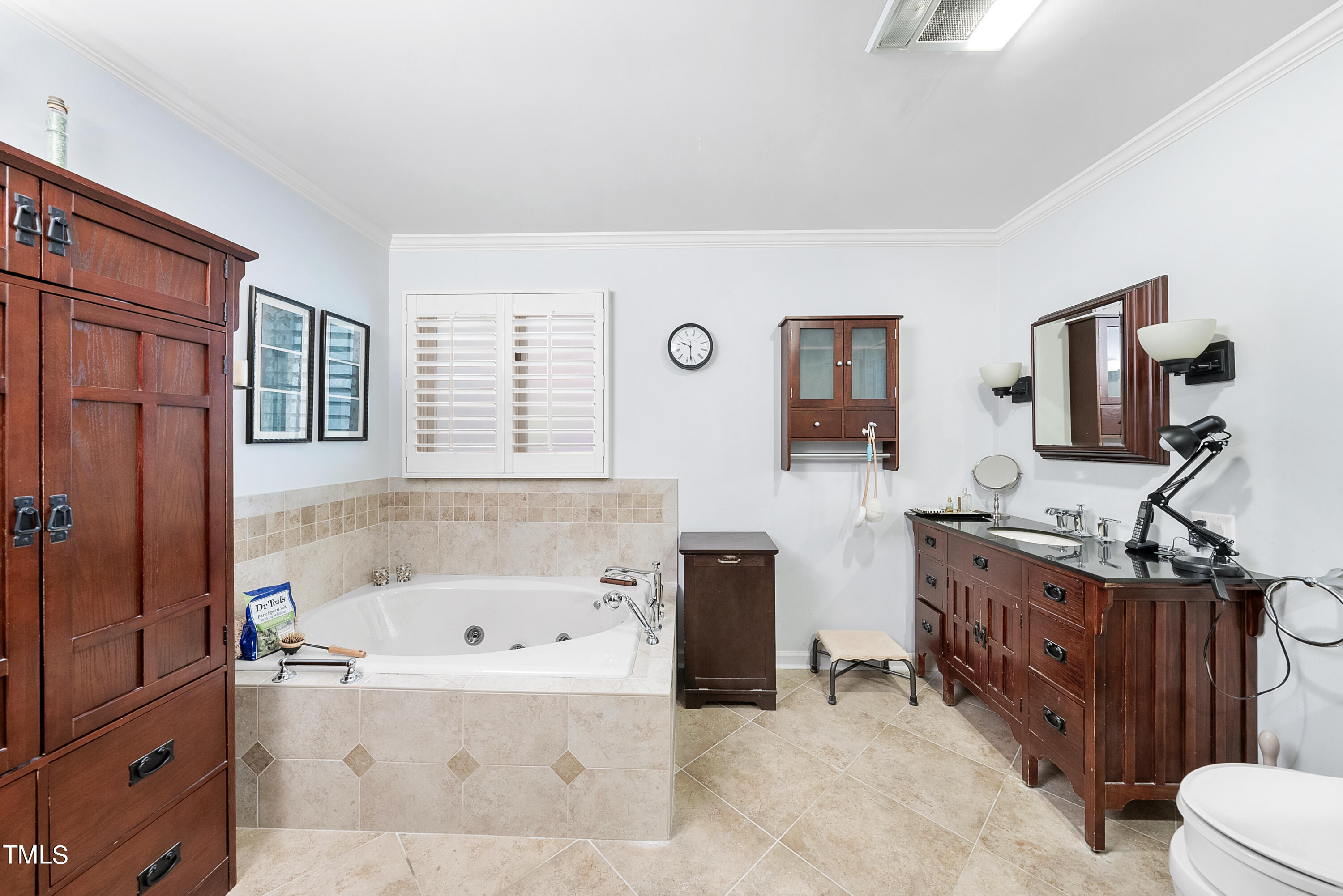 204 Southwest Maynard Road Cary, NC 27511 - Photo 14 of 24 DSC04875