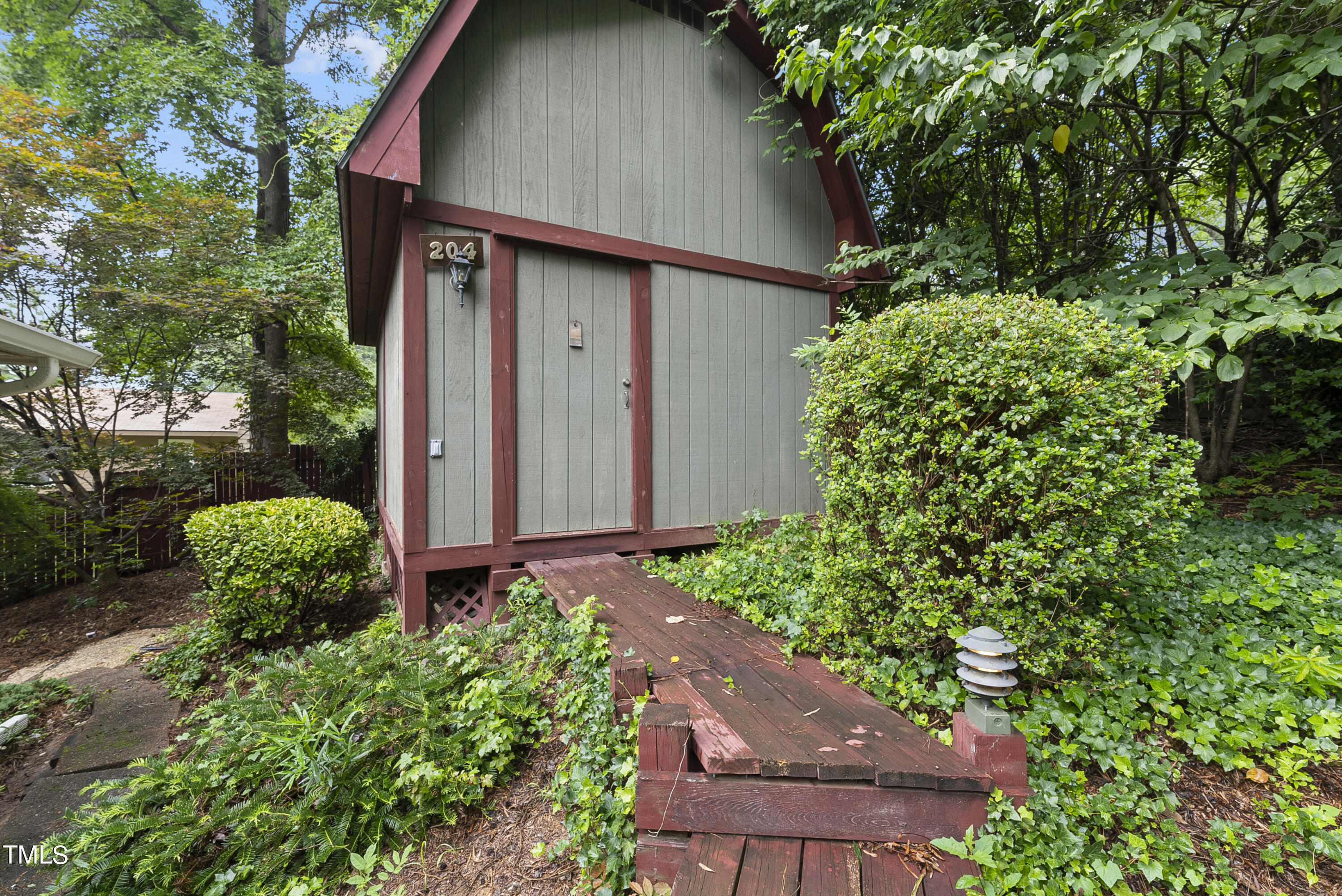 204 Southwest Maynard Road Cary, NC 27511 - Photo 24 of 24 DSC04824