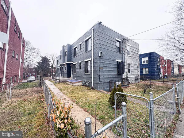 $4,990 | 4630 Hillside Road Southeast, Washington, DC 20019