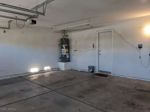 $2,425 | 2009 Clover Path Street, Las Vegas, NV 89128