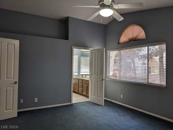 $2,425 | 2009 Clover Path Street, Las Vegas, NV 89128