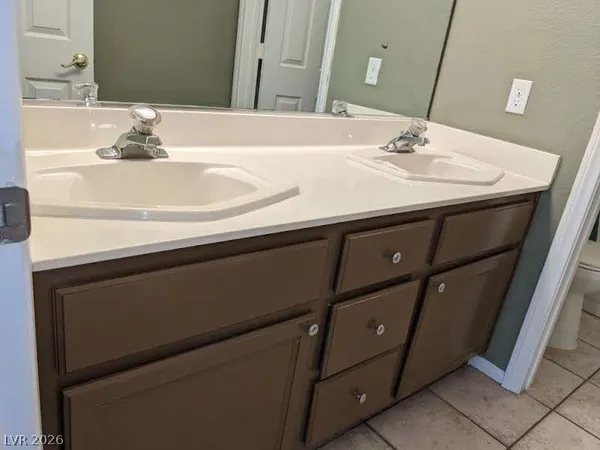 $2,425 | 2009 Clover Path Street, Las Vegas, NV 89128