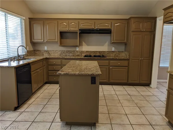 $2,425 | 2009 Clover Path Street, Las Vegas, NV 89128