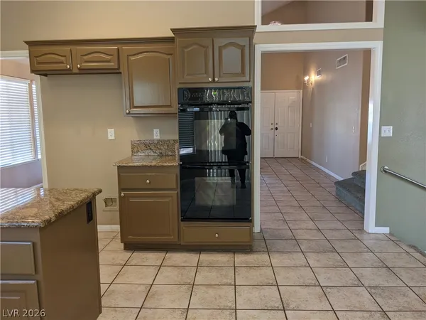 $2,425 | 2009 Clover Path Street, Las Vegas, NV 89128