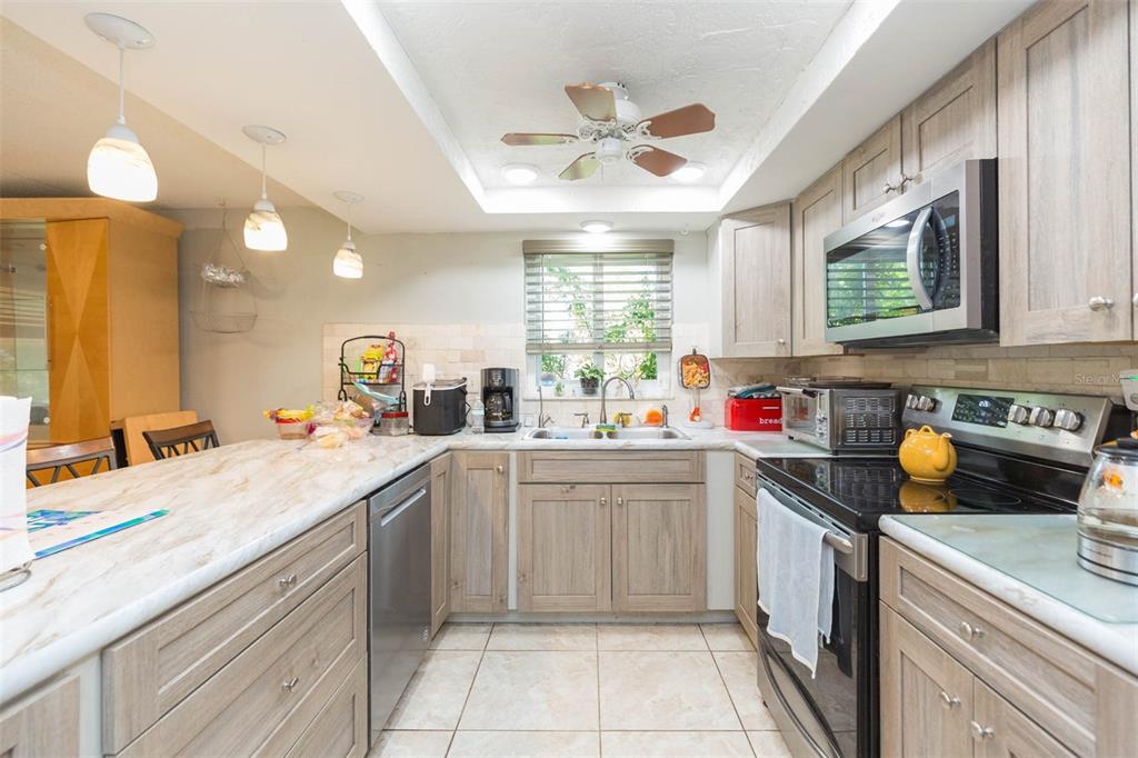 7906 Cherrytree Lane New Port Richey, FL 34653 - Photo 9 of 22