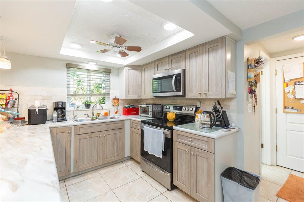 7906 Cherrytree Lane New Port Richey, FL 34653 - Photo 10 of 22