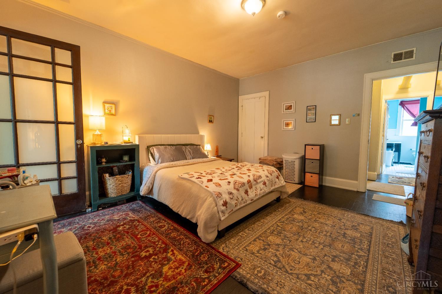 3896 Reading Road, Unit M Cincinnati, OH 45229 - Photo 11 of 20 Gallery Image 11