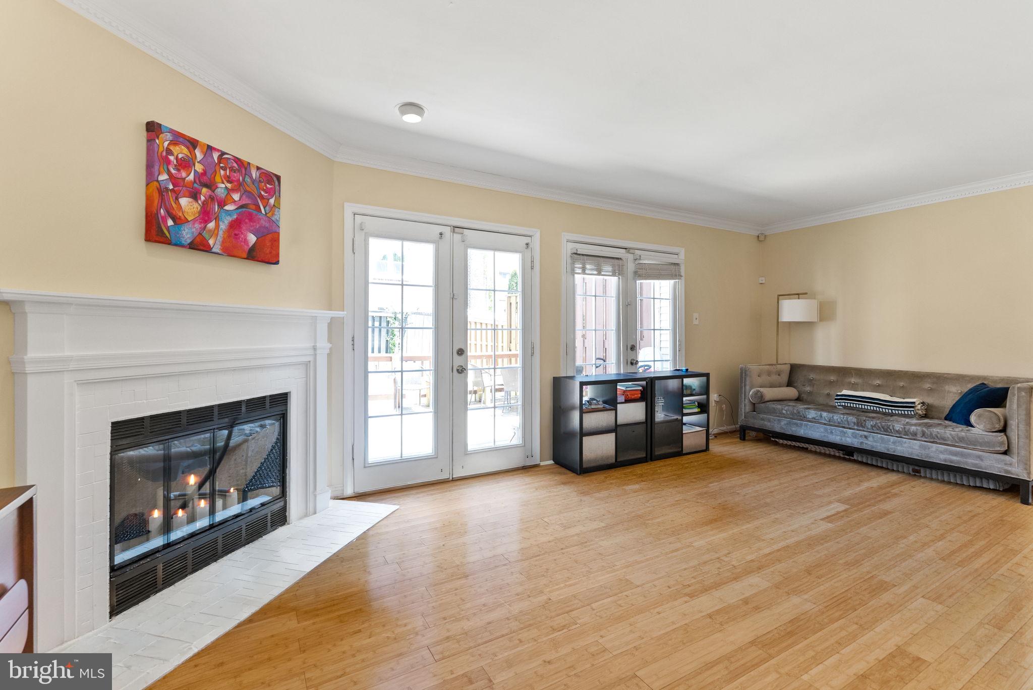 17 Hickory Hill Court Silver Spring, MD 20906 - Photo 7 of 32
