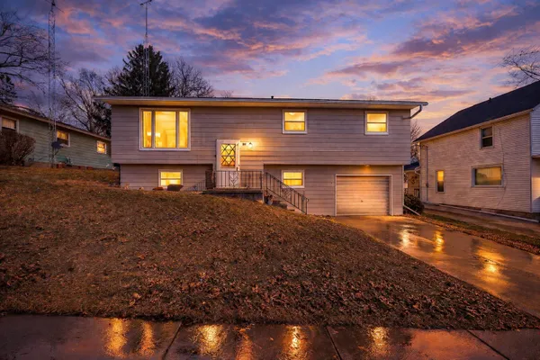 $223,500 | 318 Scott Street, Cambria, WI 53923