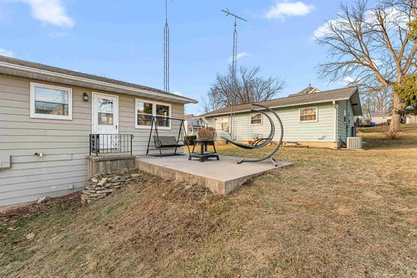 $223,500 | 318 Scott Street, Cambria, WI 53923