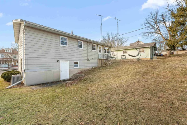 $223,500 | 318 Scott Street, Cambria, WI 53923