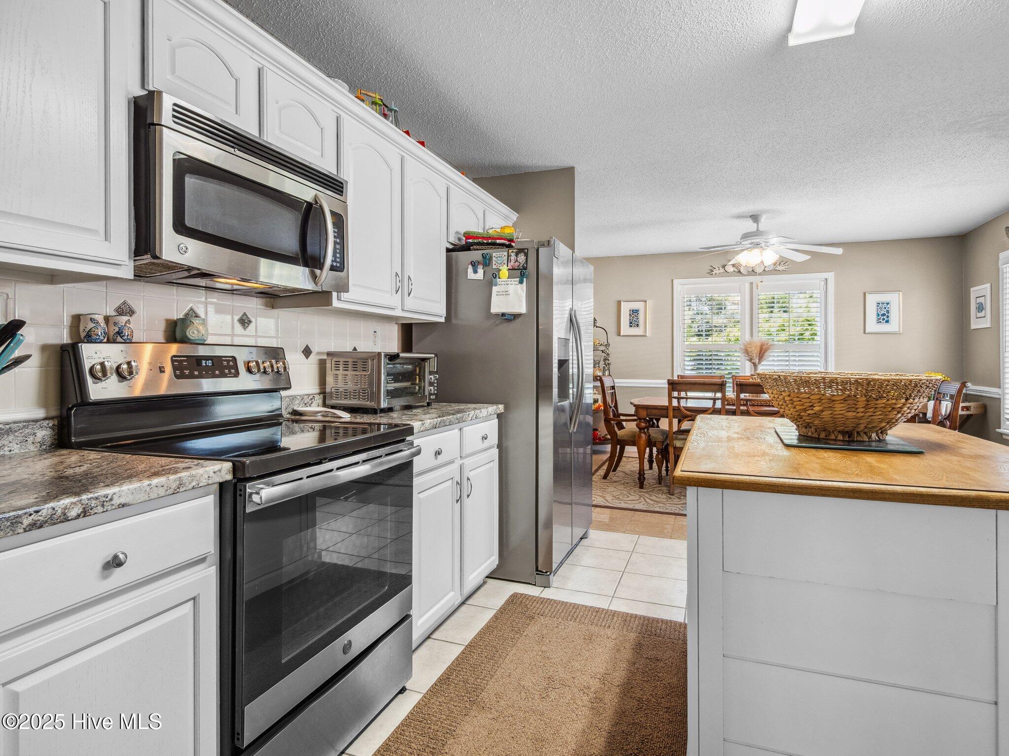 692 Old Hammock Road Swansboro, NC 28584 - Photo 19 of 59 692 Old Hammock Rd, Swansboro, NC